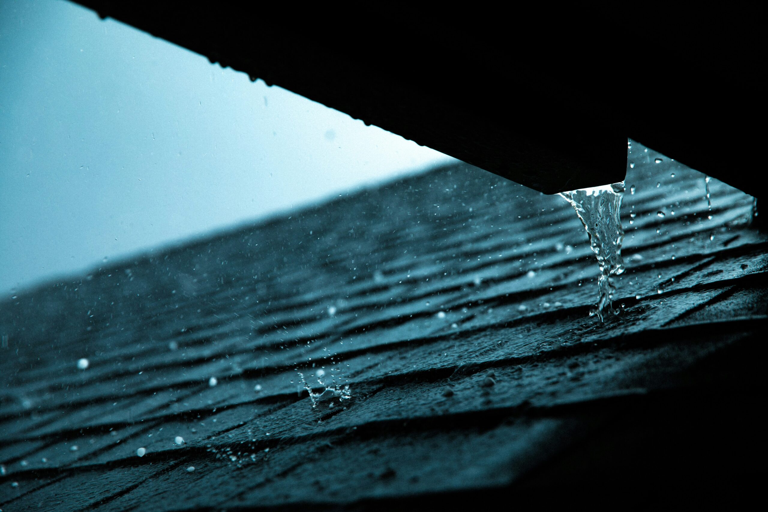Commercial rooftop solar installation